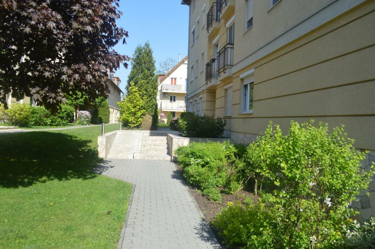 Telepes Apartman Budapest Esterno foto